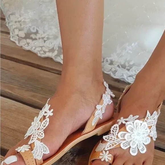 “Wedding Sandals” White, Size 9 - Picture 4 of 4